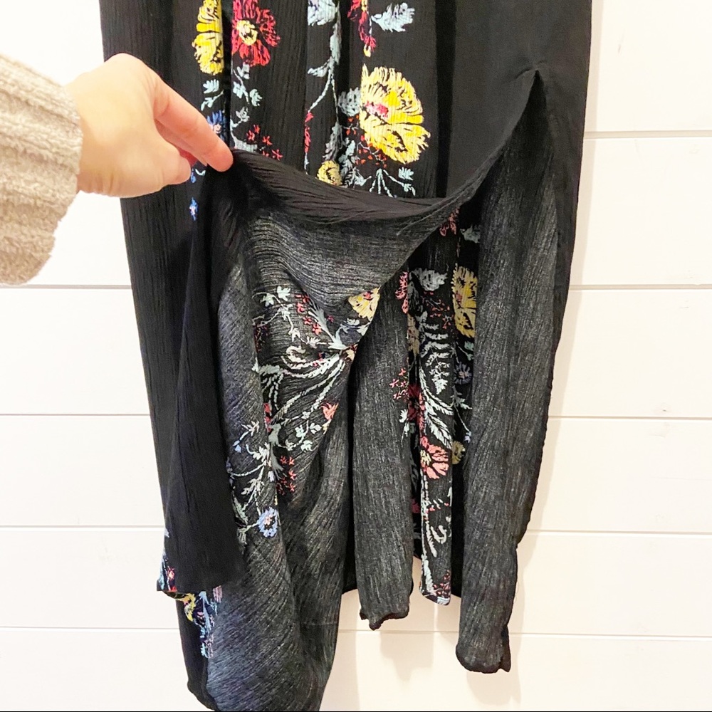 City Chic Black Maxi Dress with Multicolor Floral Embroidery - Picture 11 of 15